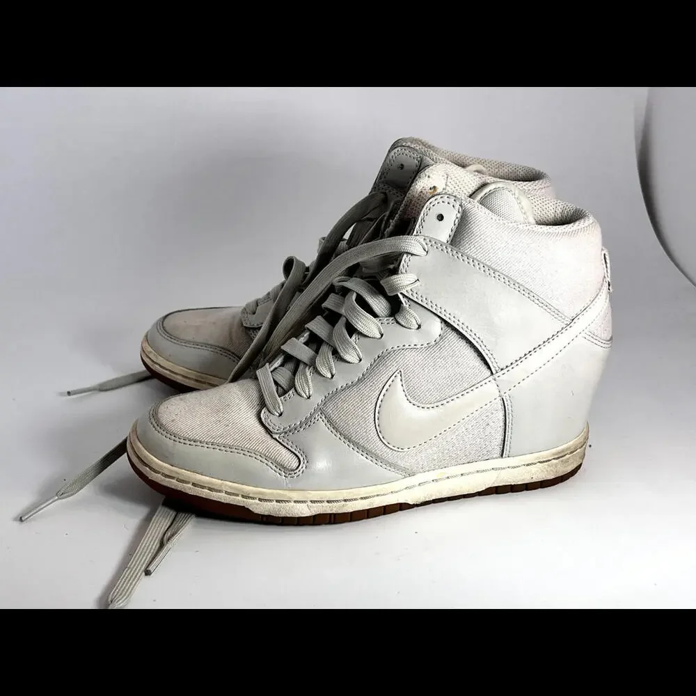 Nike Womens Dunk Sky Hi Essential 644877 White Basketball Shoes Sneakers Sz 7 - Picture 1 of 9